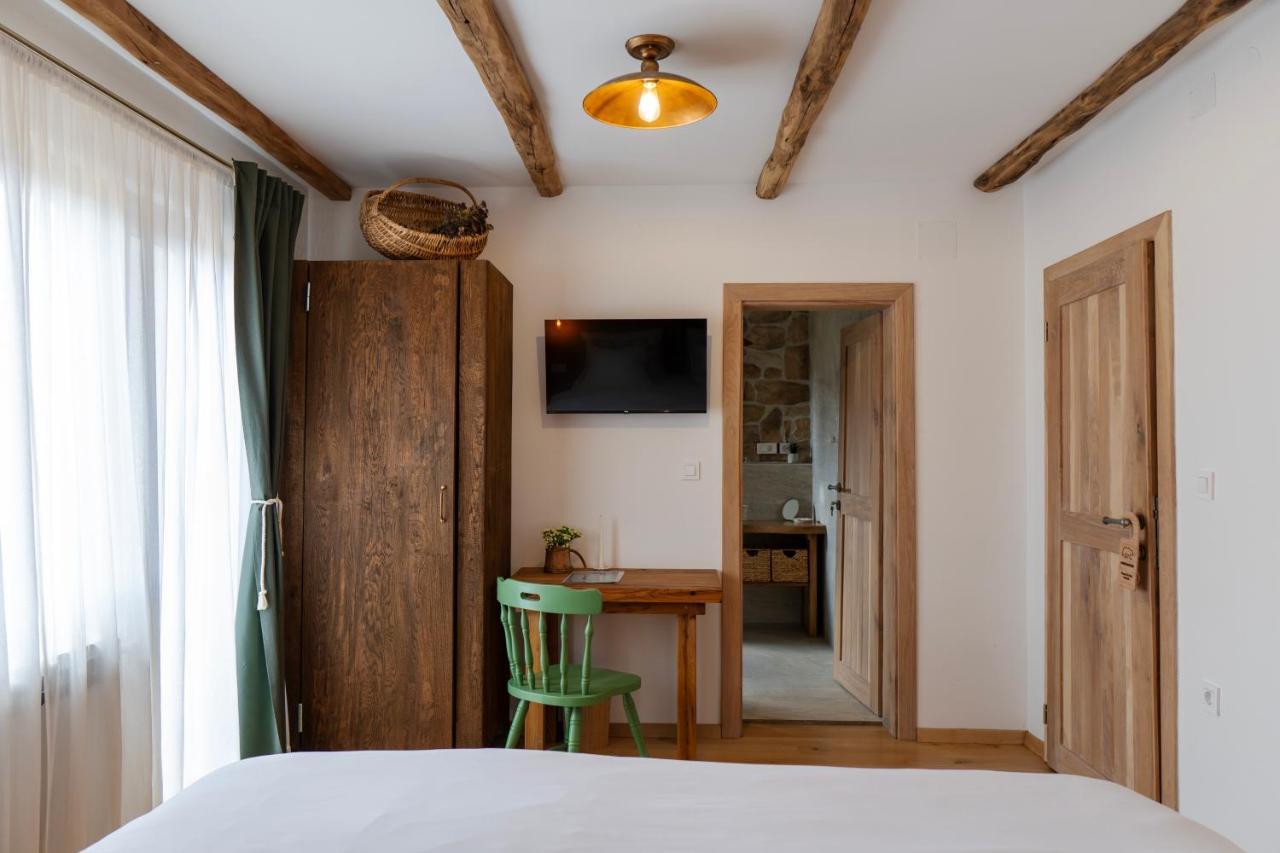 Guest Accommodation Butina Kuterevo Exteriér fotografie